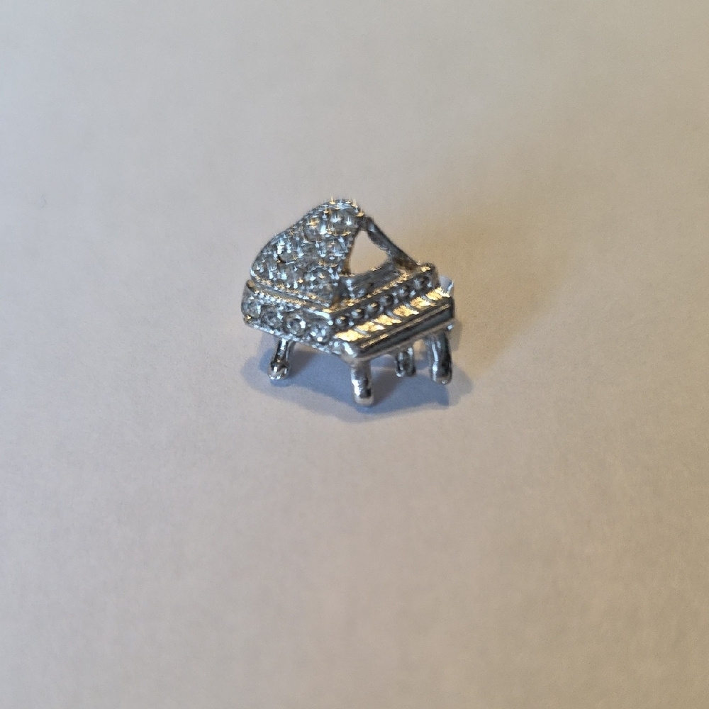 Vintage Small Silvertone  Piano Pin Marked ORA